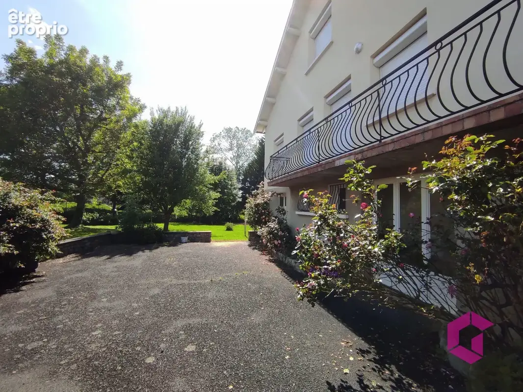 Maison traditionnelle sur sous-sol - photo 2