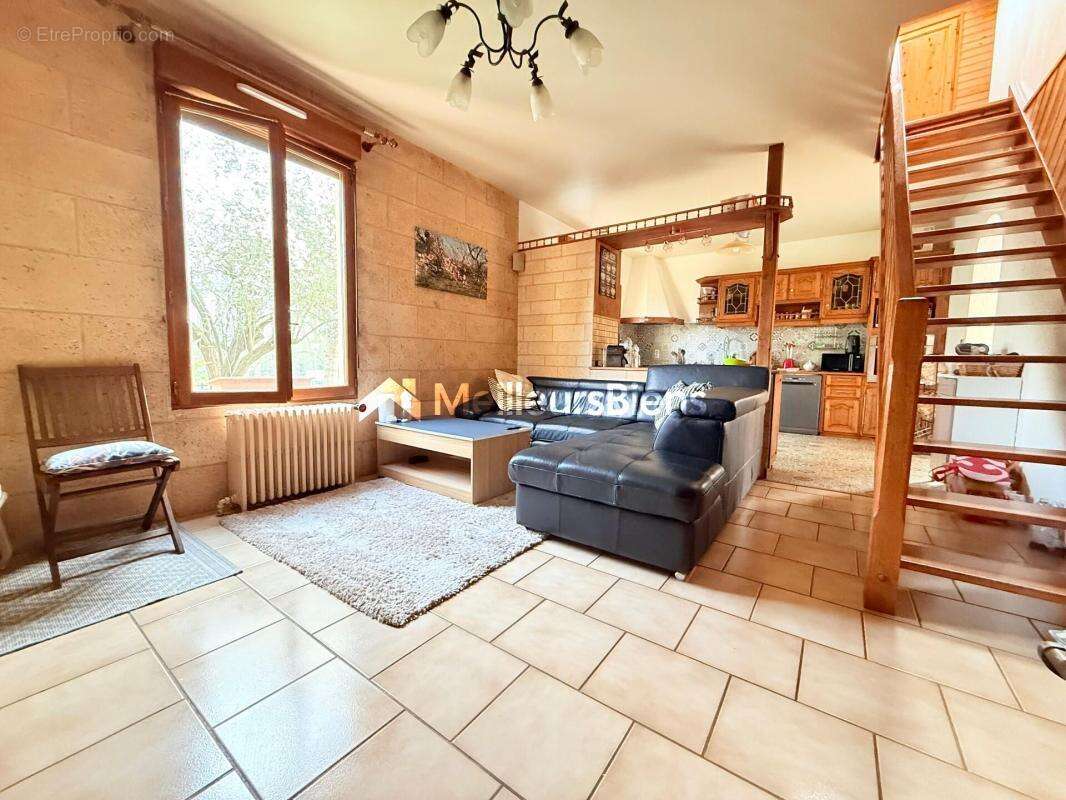 Maison à AUVERS-SUR-OISE