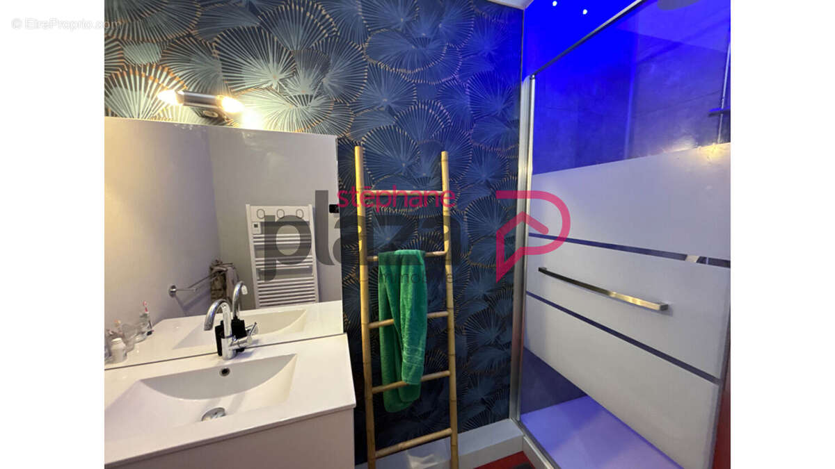 Appartement esprit loft de 80 m² - photo 7