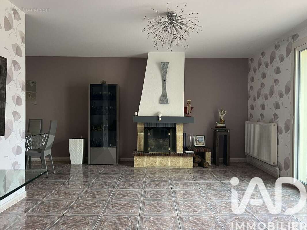 Photo 5 - Maison à ROCHECORBON