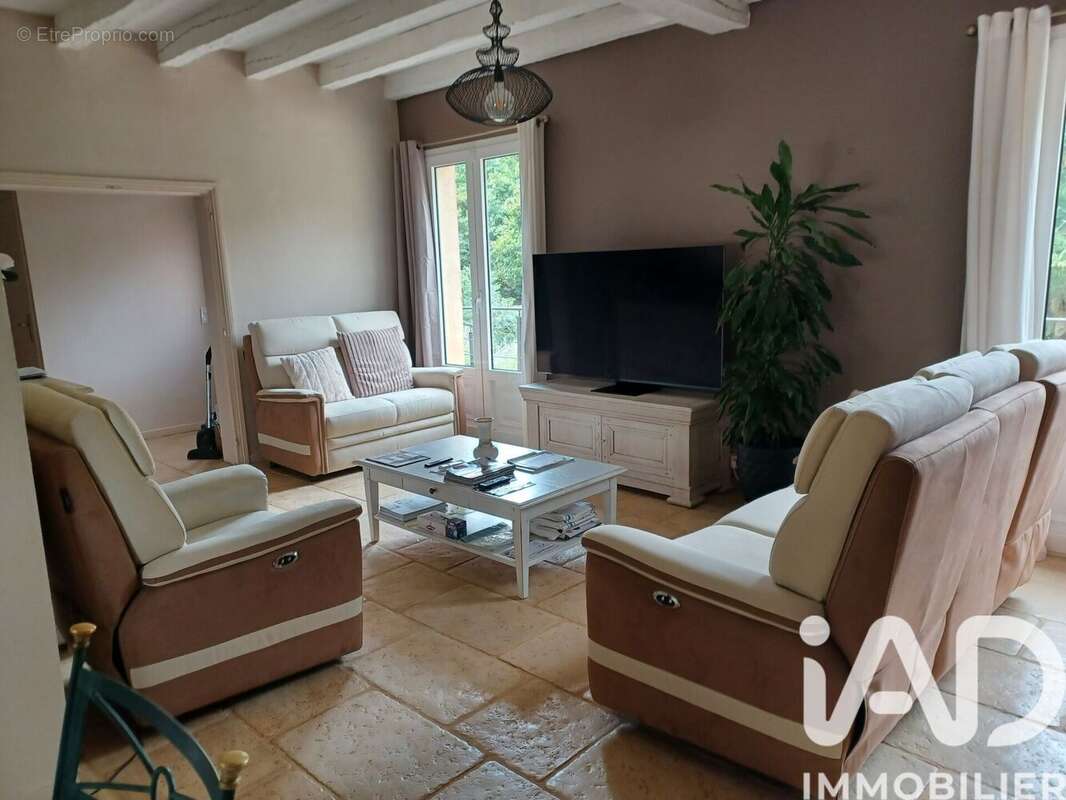 Maison 180 m² à Saint-Crepin-Et-Carlucet  - photo 5