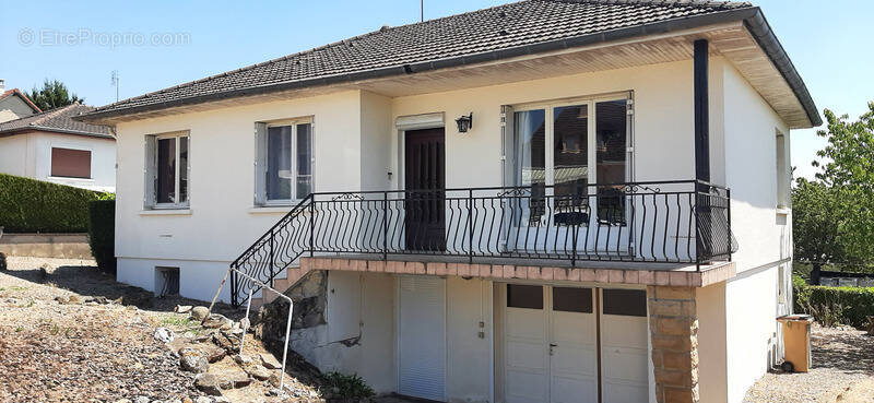 Maison à GUEUGNON