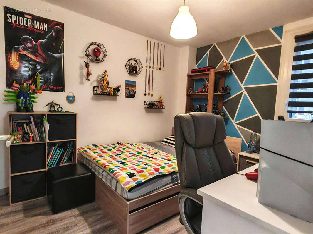 Maison à PORTES-LES-VALENCE