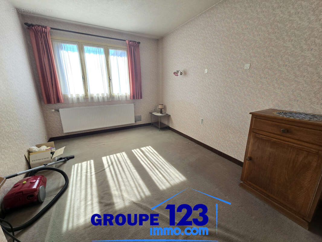 Augy (89) - Maison F4 sur sous-sol complet - photo 9