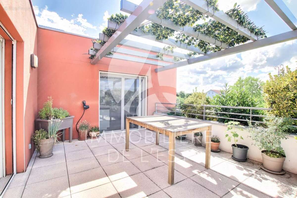 Appartement à VENISSIEUX