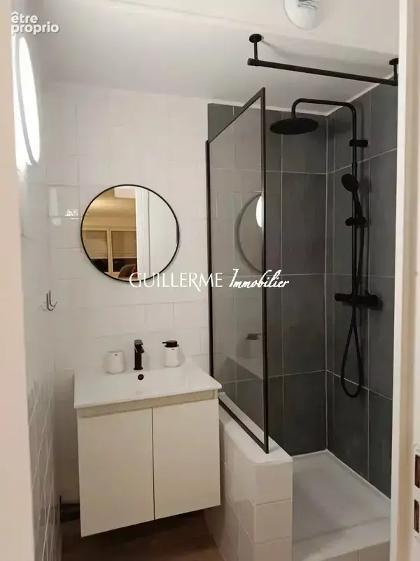 Studio idéal investisseur ou primo-accédant avec stationnement - photo 4