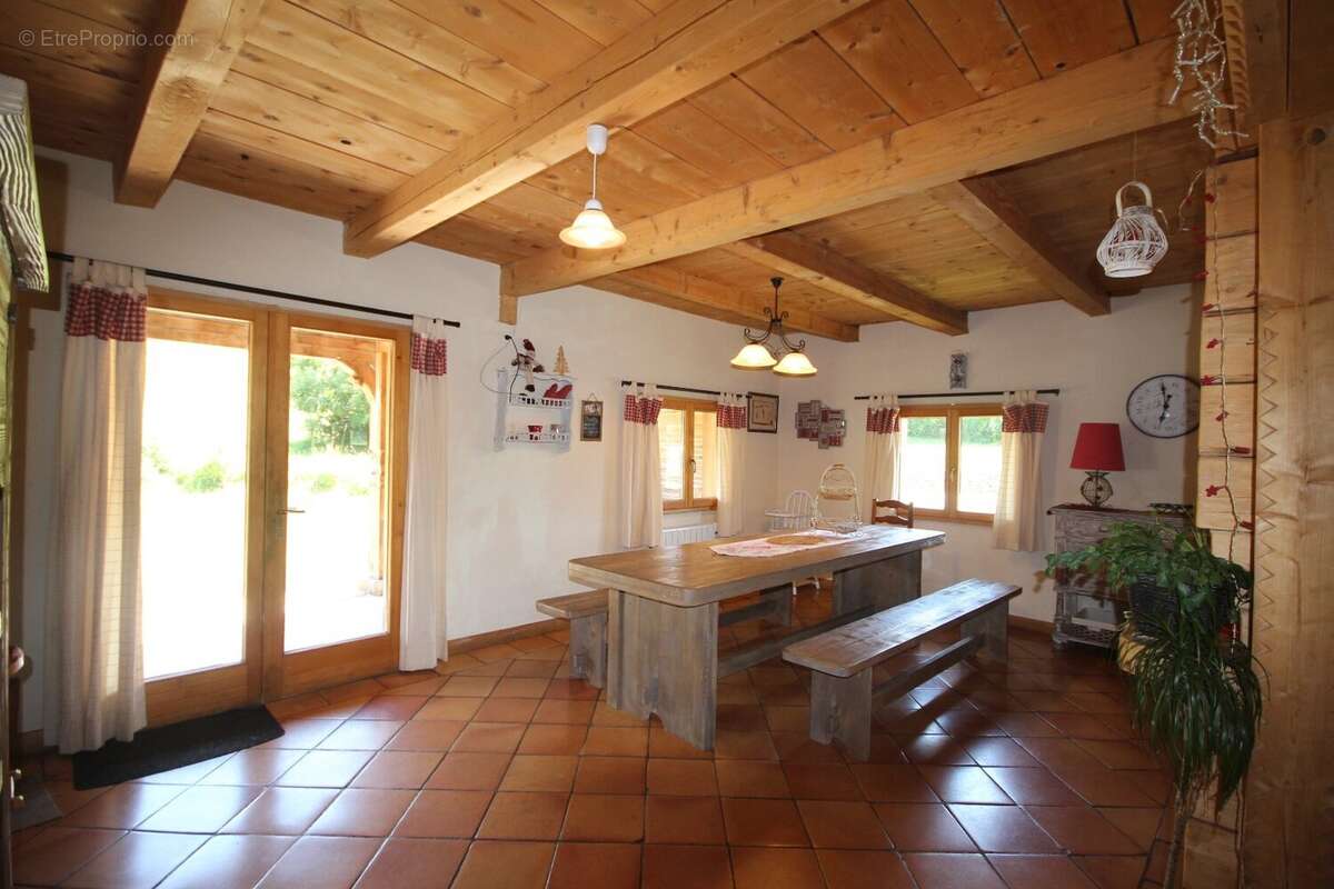 Maison à SAINT-PIERRE-DELS-FORCATS