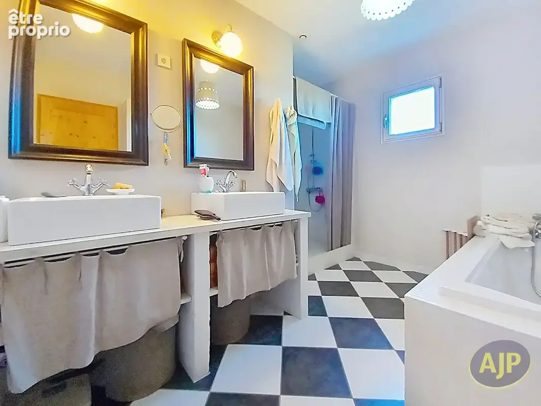 Maison d'environ 140m² - 3 chambres sur Lesparre-Médoc ! - photo 16