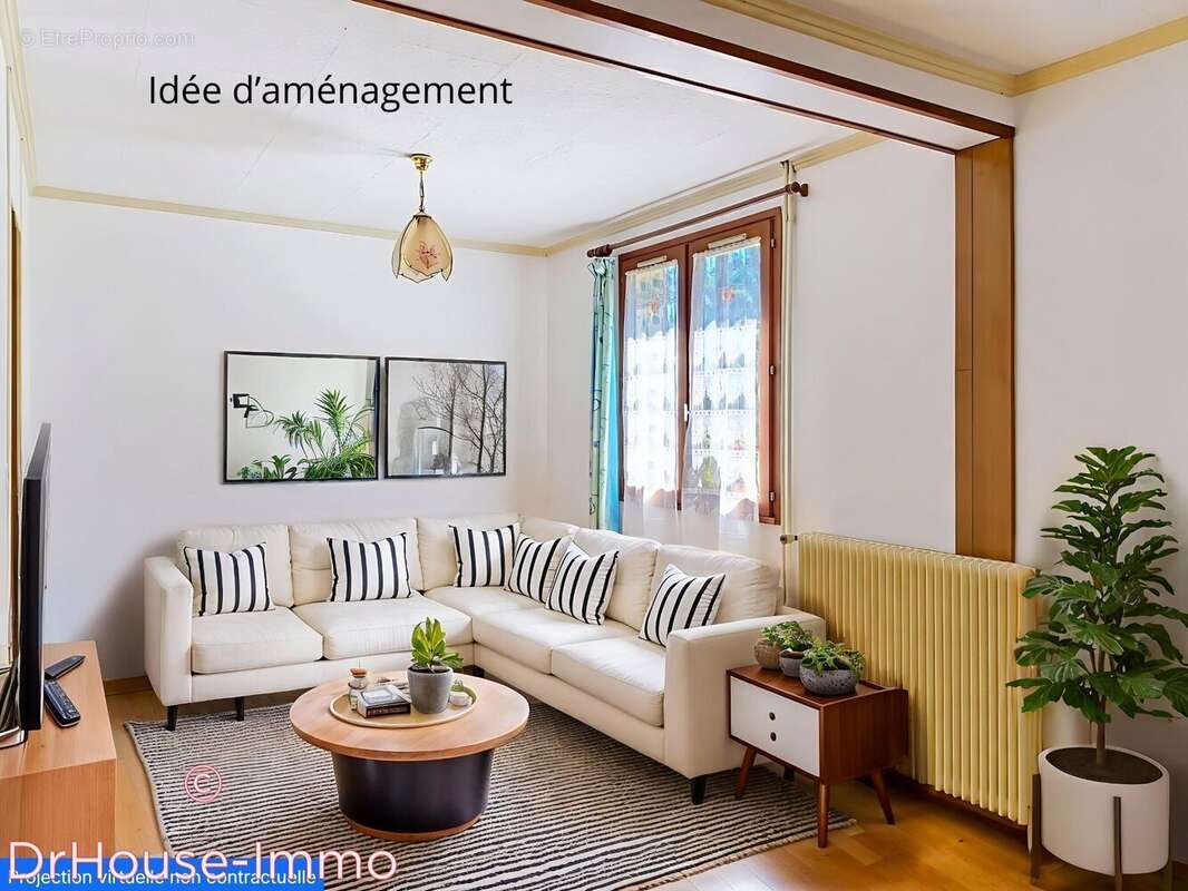 Maison à LE MESNIL-GUILLAUME