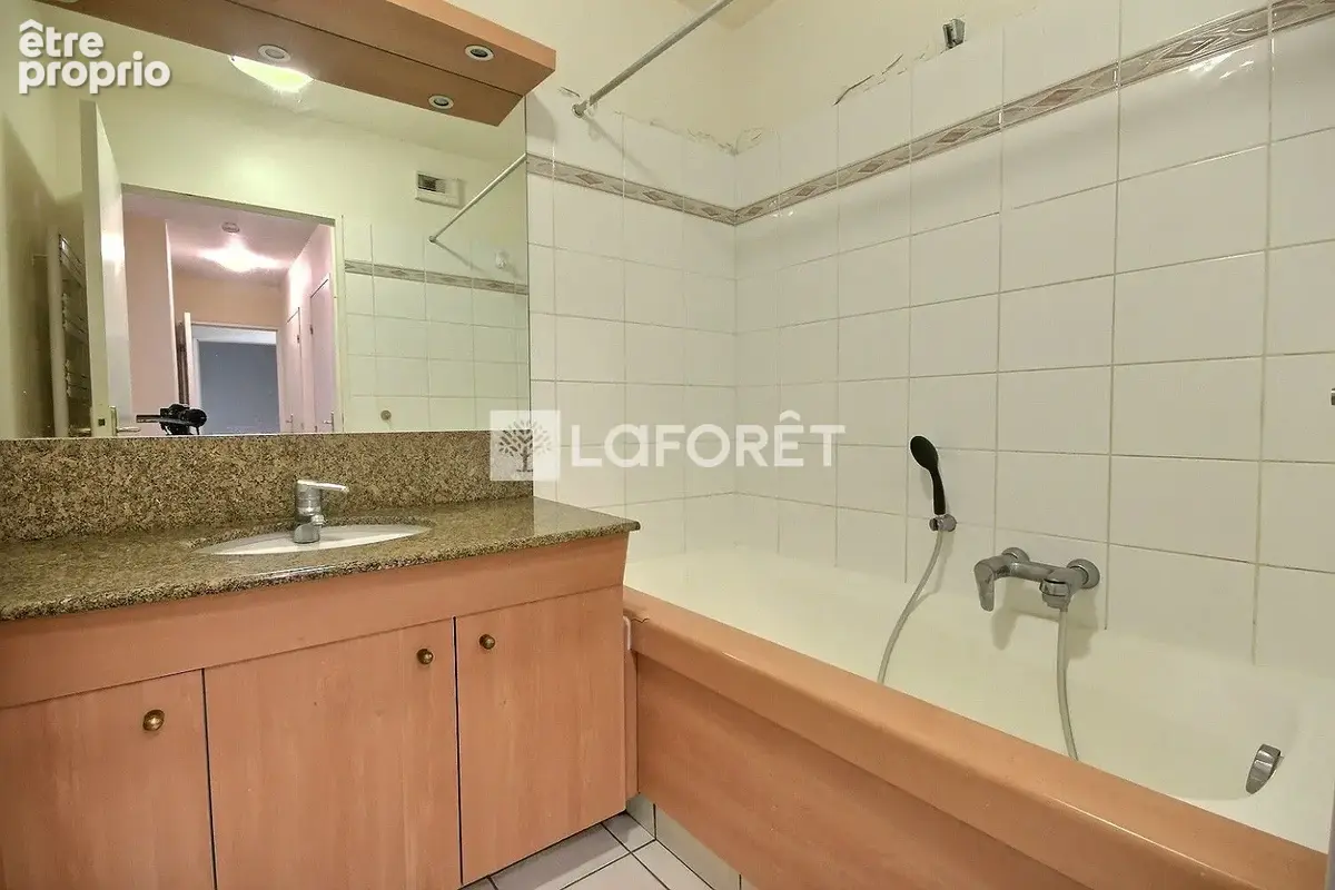 Appartement Courbevoie 3 pièce(s) 66 m2 - photo 17