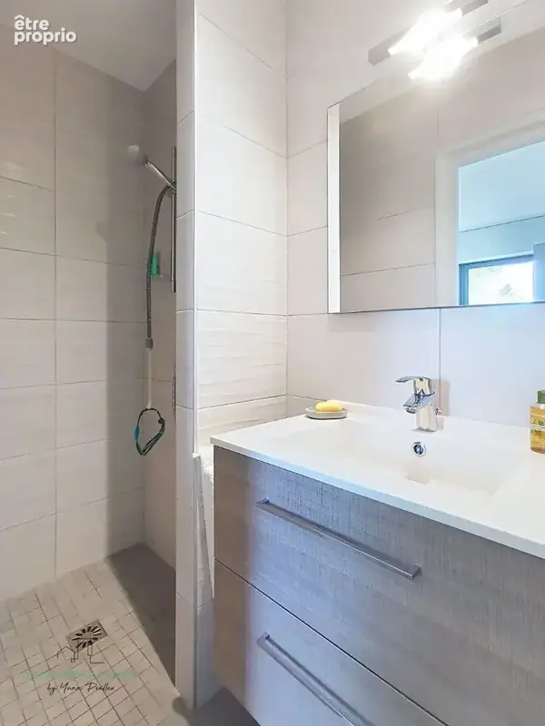 LYAUD - Maison sur terrain 3571m² - photo 12