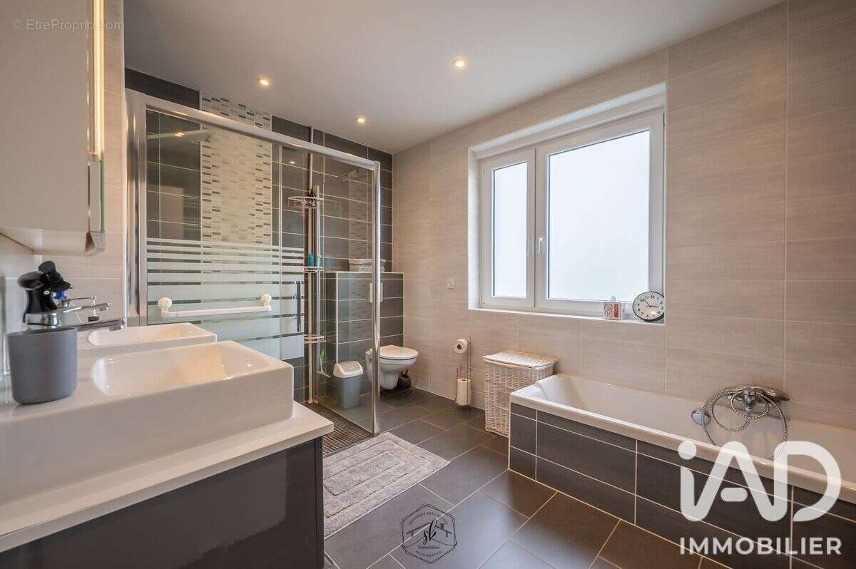 Maison 163 m² à Yutz  - photo 8