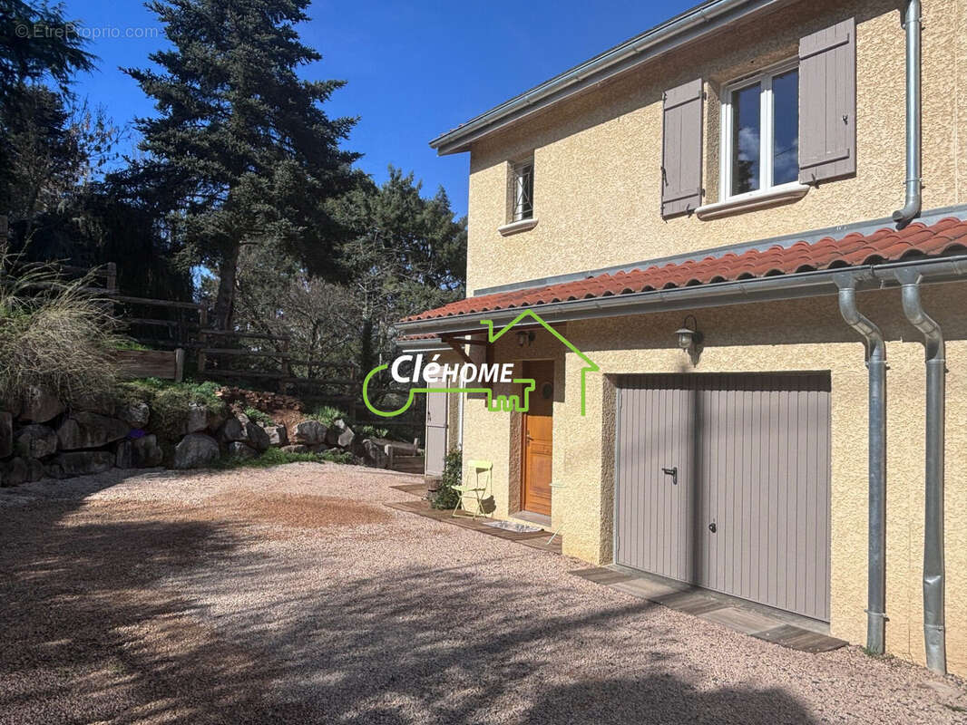 Maison à SAINT-GERMAIN-SUR-L&amp;#039;ARBRESLE