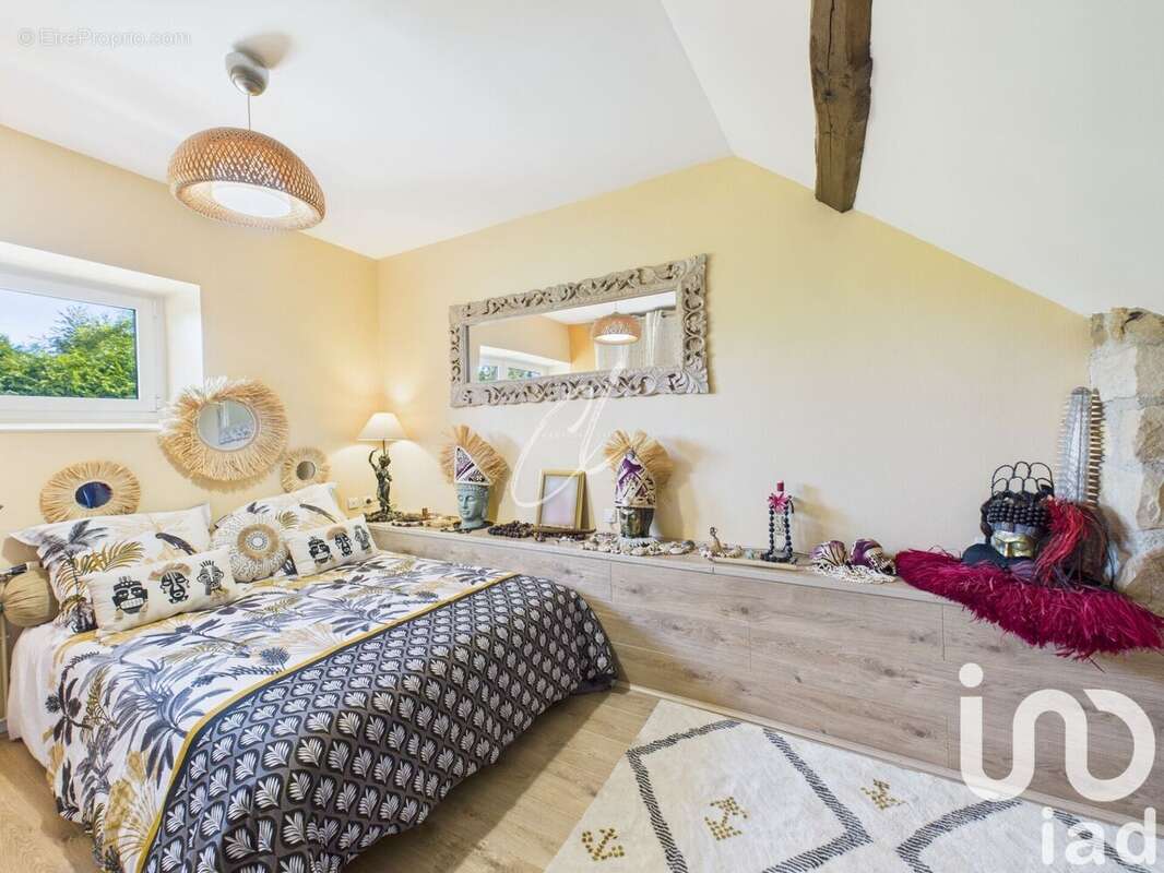 Photo 3 - Maison à VILLENEUVE-LA-GUYARD