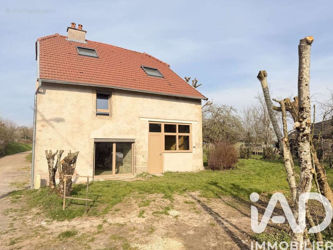 Photo 3 - Maison à CUBRY-LES-FAVERNEY
