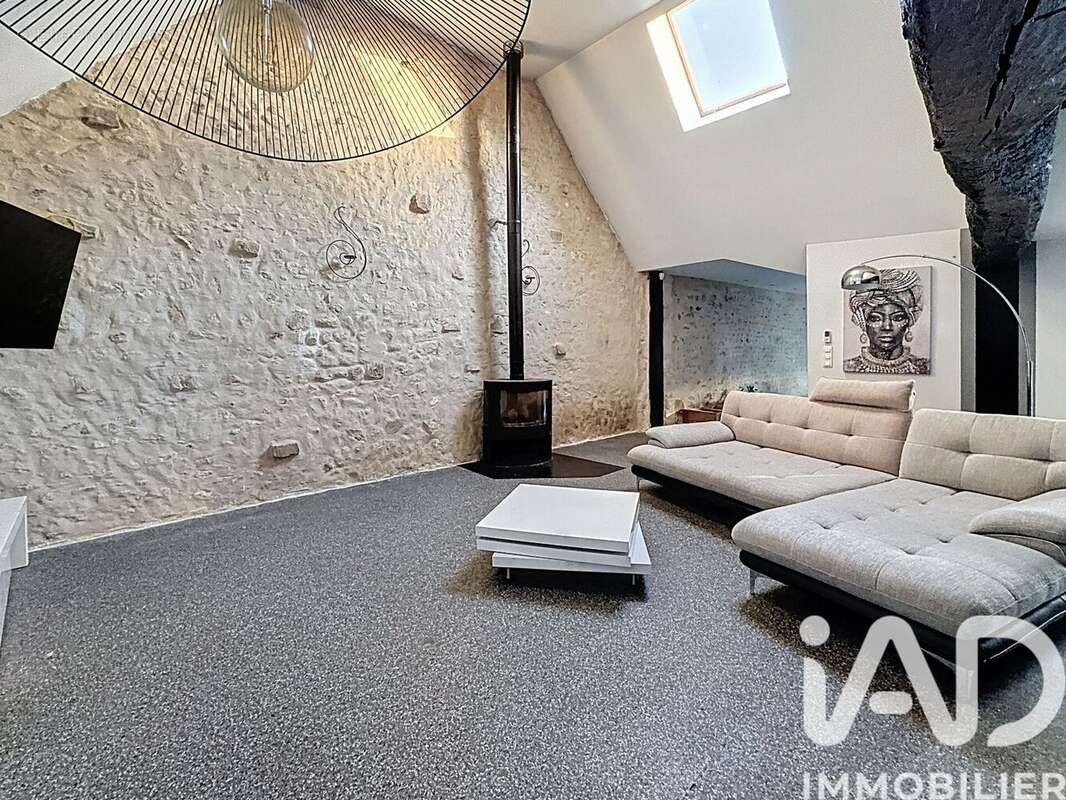 Maison 193 m² à Etrechy  - photo 7