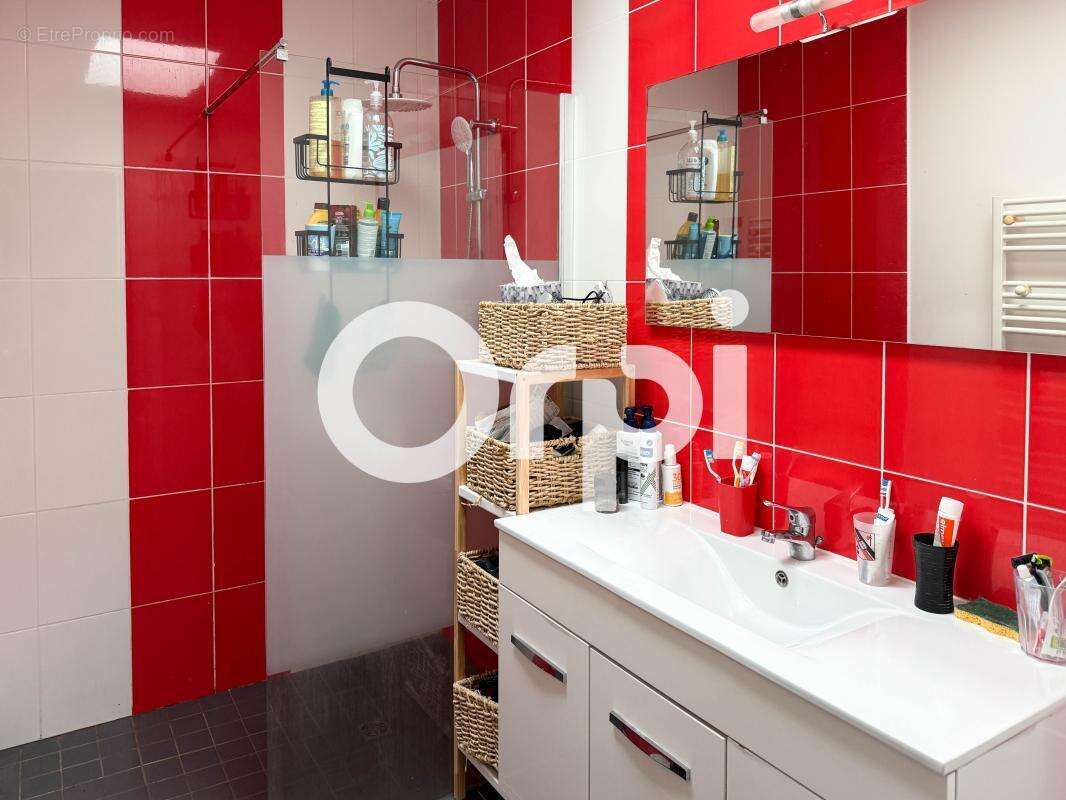Maison 110 m² à Vergeroux  - photo 15