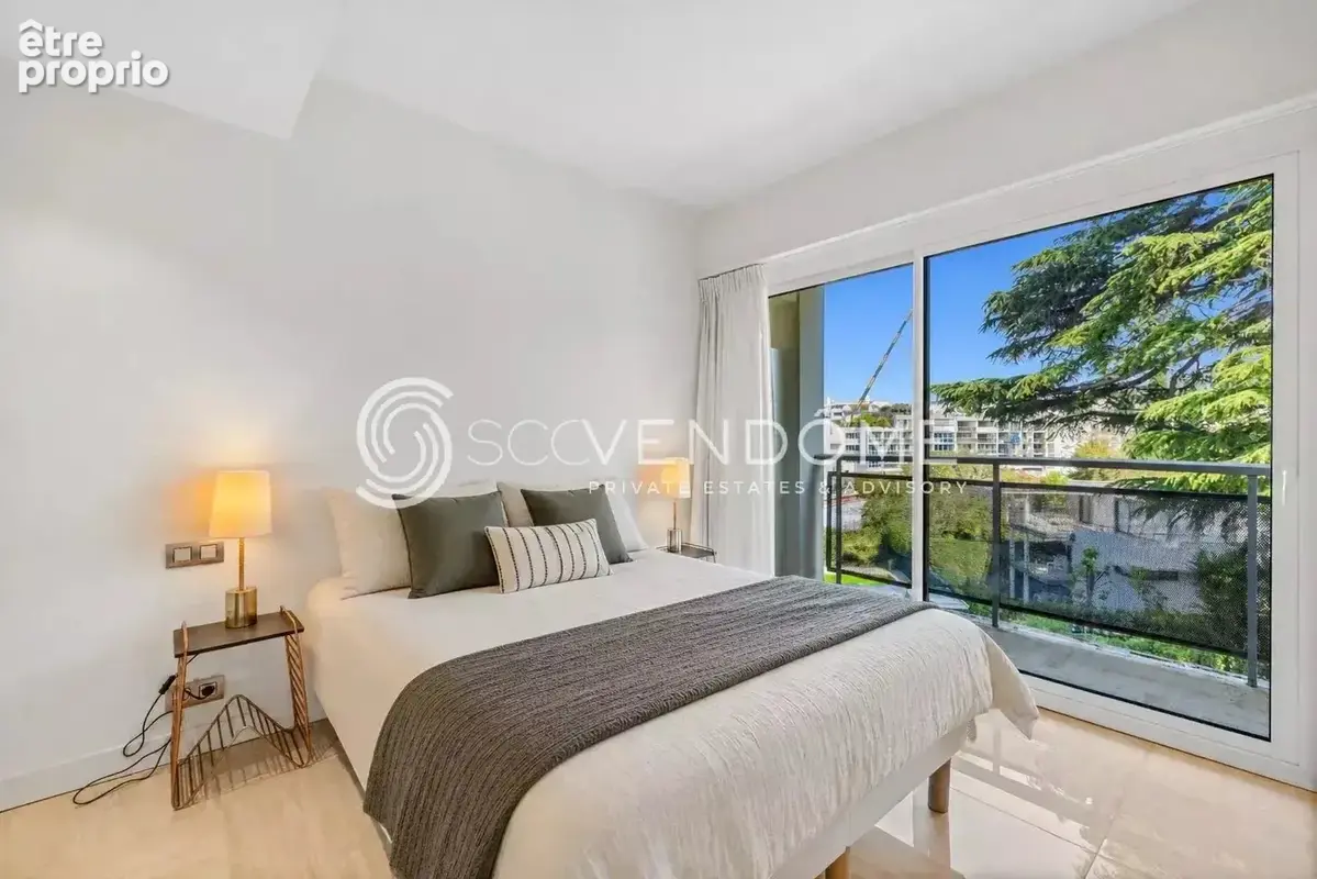 Cannes montfleury duplex 152m² renove 3 chambres toit terrasse 130m² - photo 10