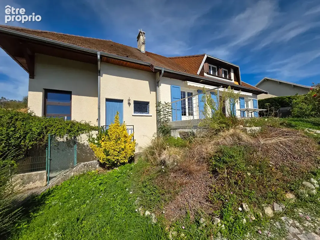 Maison à SAINT-GENIX-SUR-GUIERS