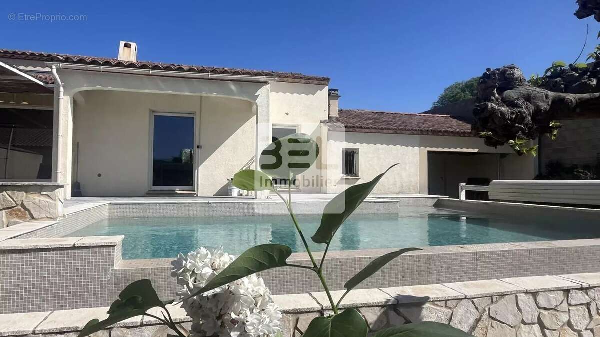 Maison à SAINT-GERVAIS