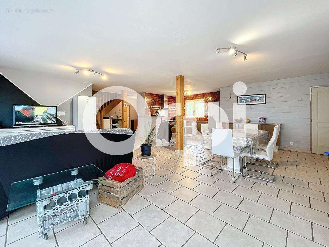 Maison à SAINTE-FEREOLE