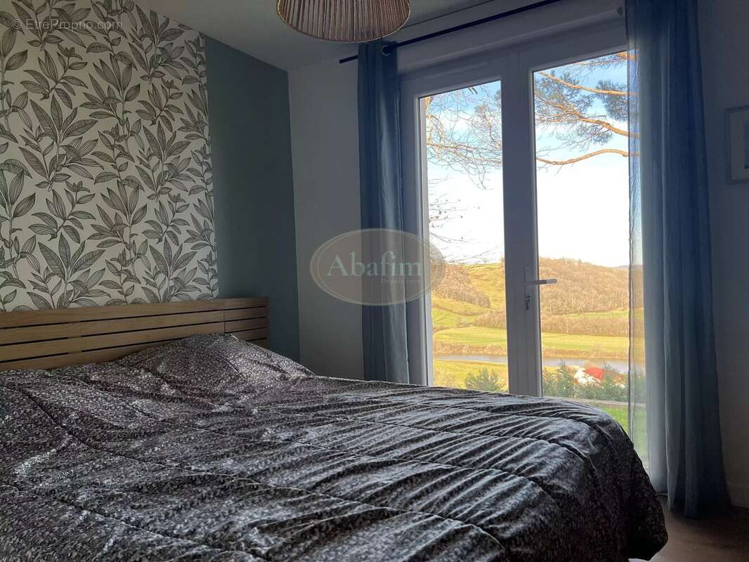 Maison à SAINT-PALAIS