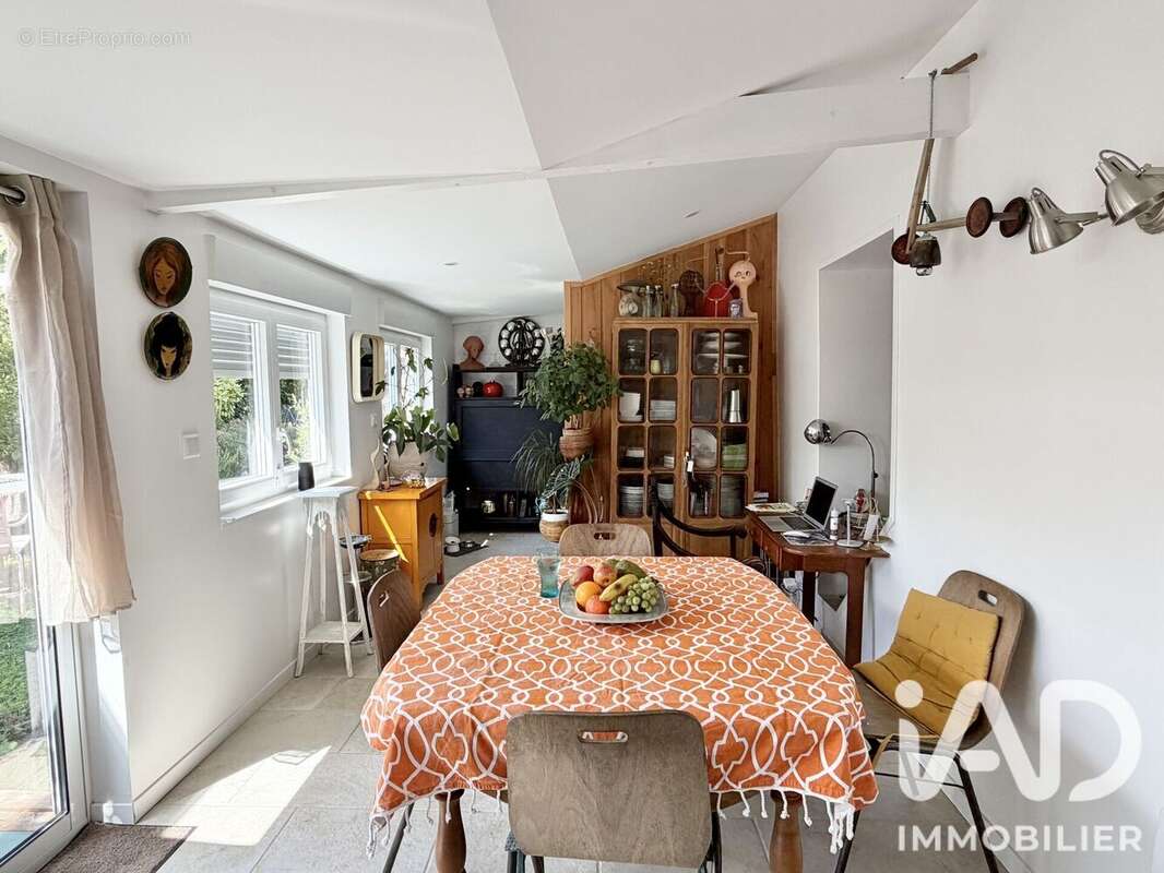 Maison 137 m² à Leers  - photo 5