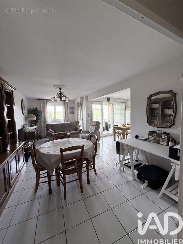 Photo 3 - Appartement à LATTES