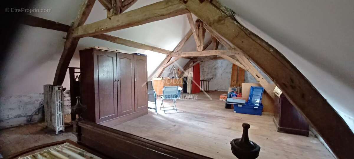 Maison de campagne, sans vis à vis. Plain-pied et grenier habitable. 1 000 m² et vue sur Bocage - photo 5