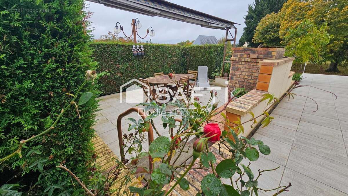 Photo 3 - Maison à LUCEAU