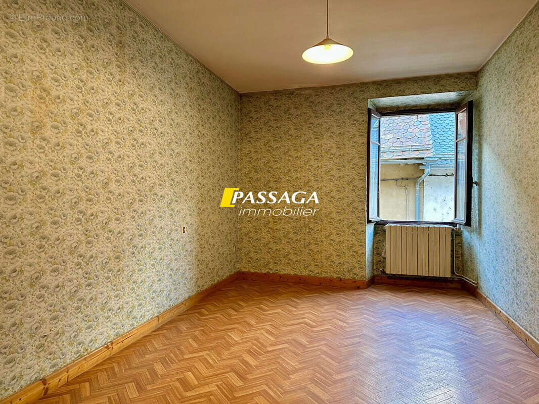 Maison à LA CANOURGUE