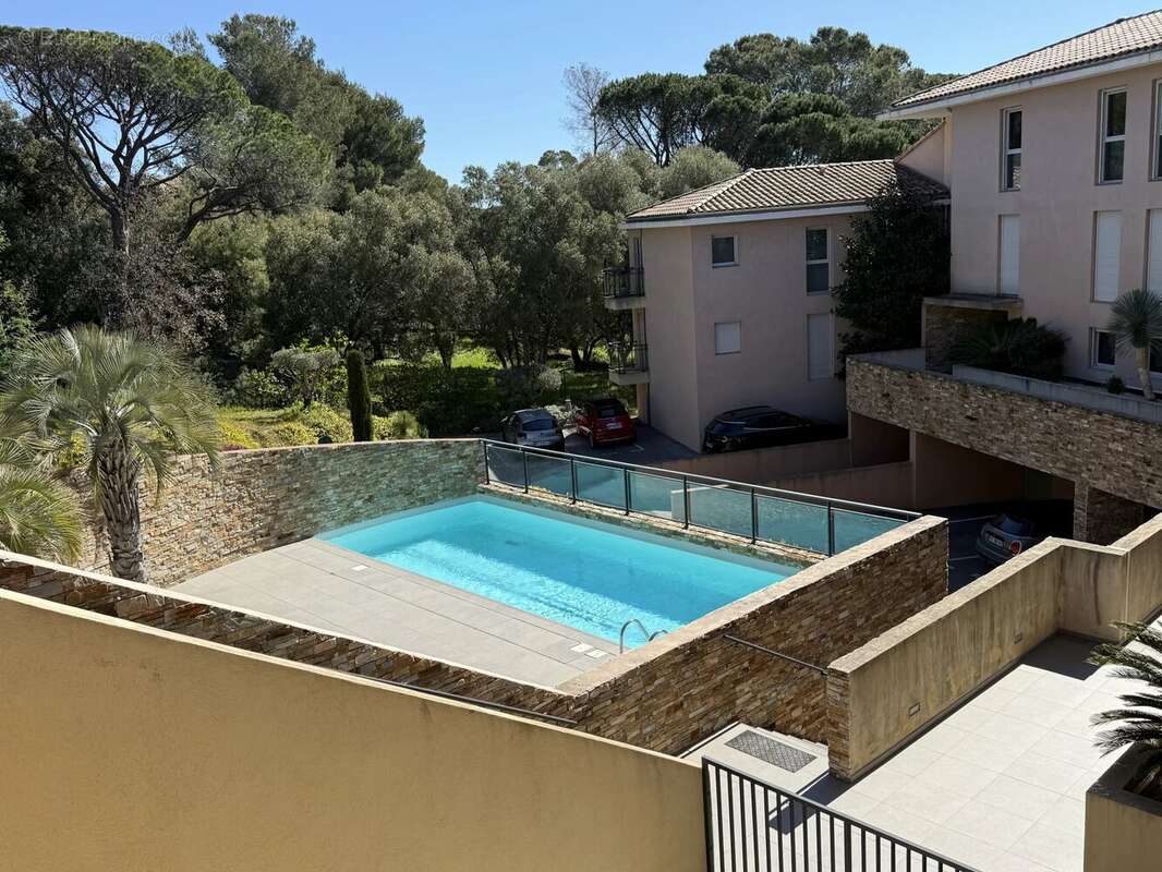 Appartement à SAINT-RAPHAEL
