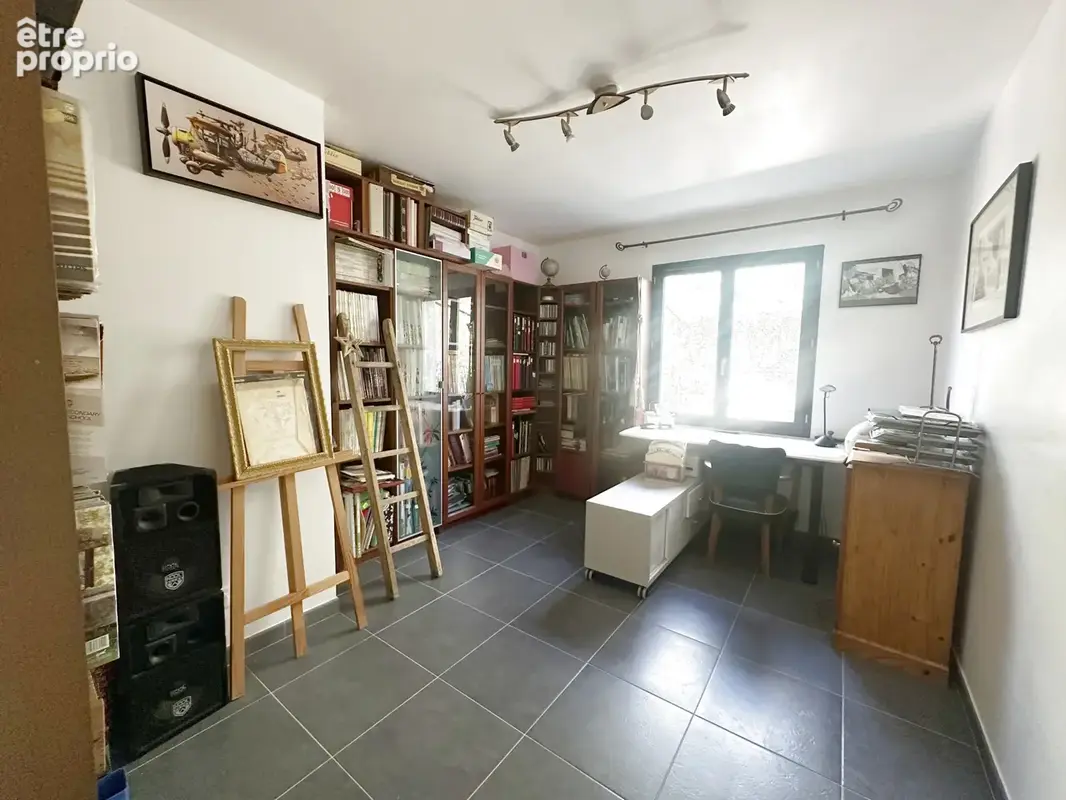 Exclusivité - Carcès - Villa de type 4 + véranda sur 759 2 avec piscine. - photo 18