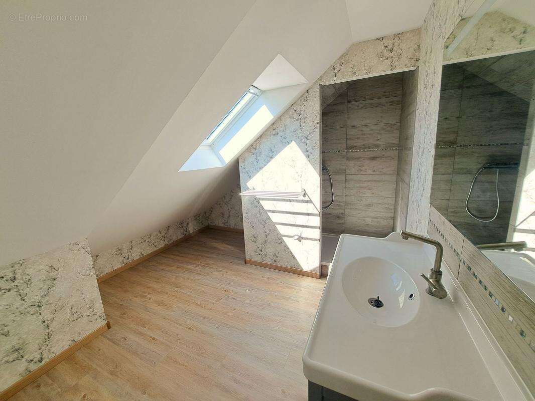 Maison 125 m² à Breal-Sous-Montfort  - photo 6
