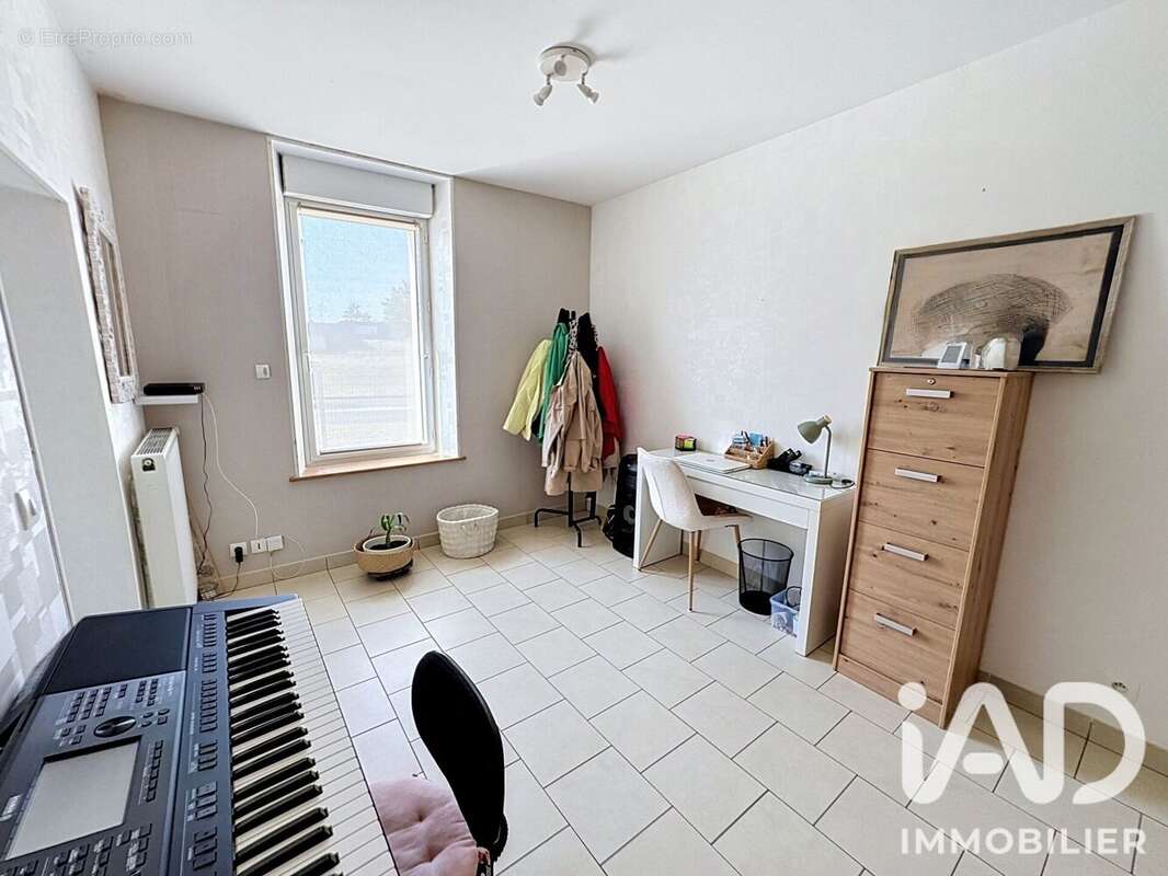 Maison 81 m² à Bayeux  - photo 5