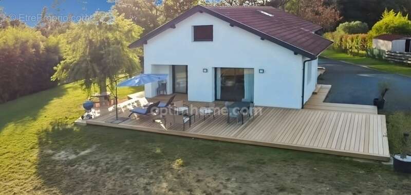 Maison à PEYREHORADE