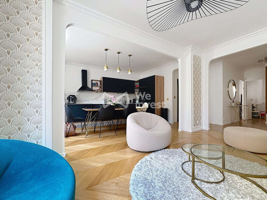 Appartement à PARIS-16E
