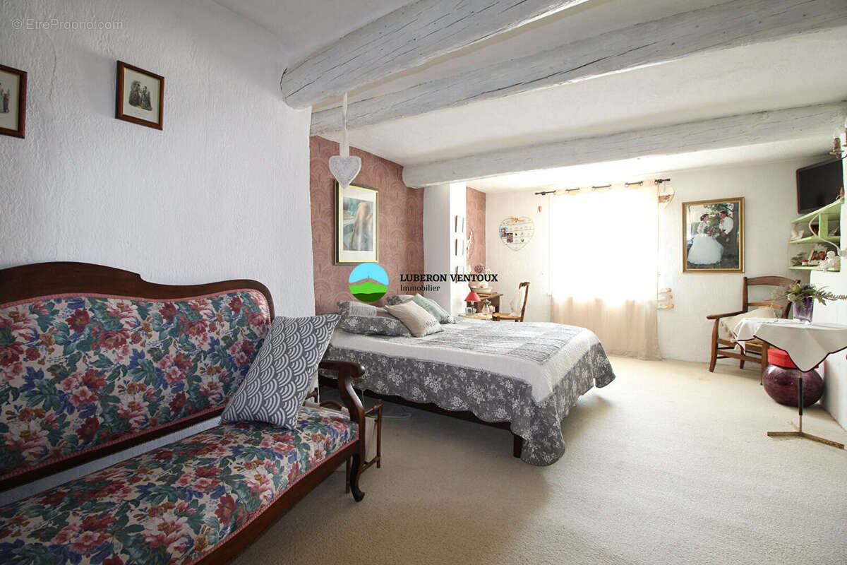 Maison à MORMOIRON