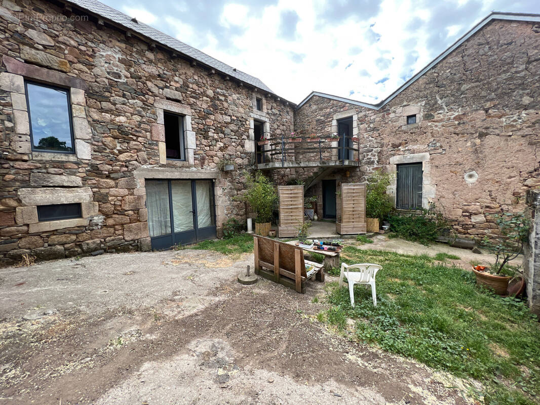 Maison à VIALA-DU-TARN