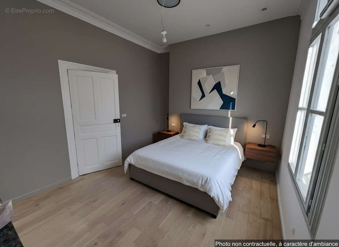Appartement à VALERGUES