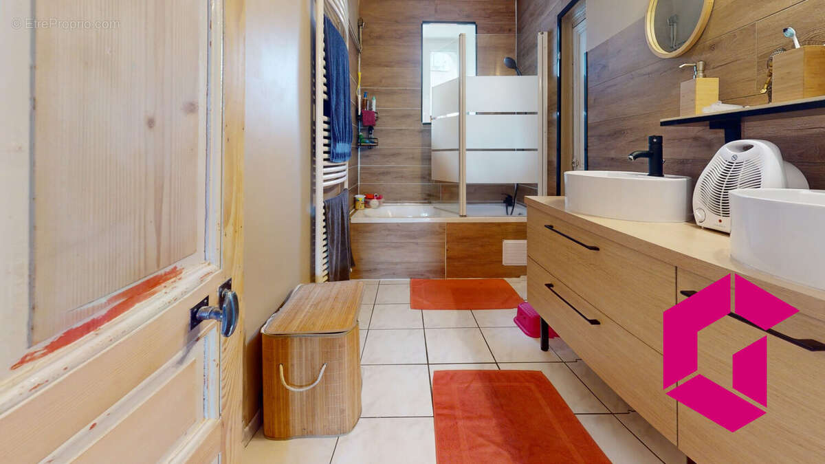 Maison à BRASSAC-LES-MINES