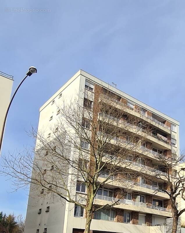 Appartement à LIVRY-GARGAN