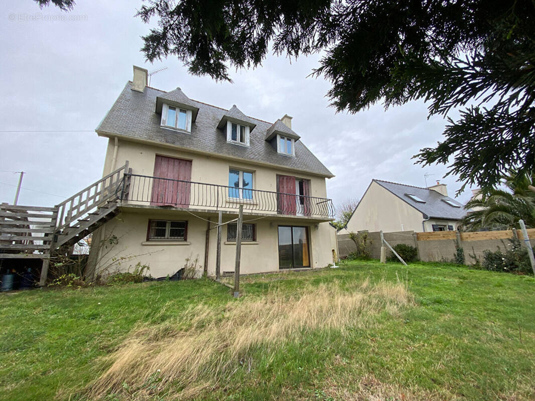 Maison à PLOUBAZLANEC