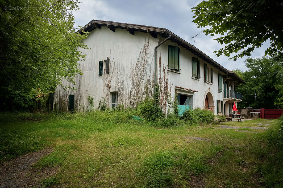 Maison à ESPES-UNDUREIN