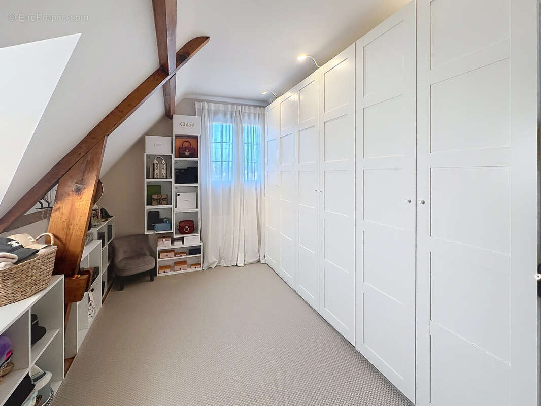 Maison à PARAY-VIEILLE-POSTE