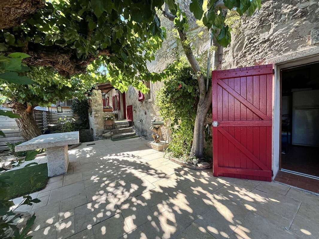 Maison à TARADEAU
