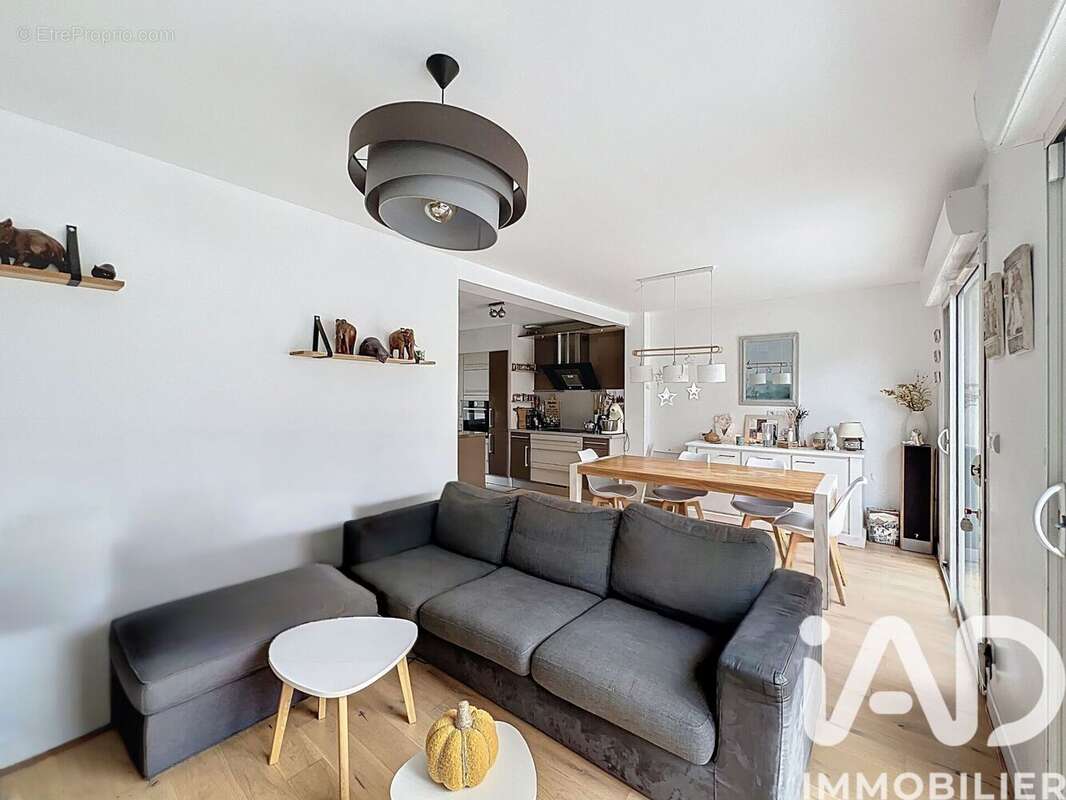 Photo 4 - Maison à VILLENEUVE-LE-COMTE