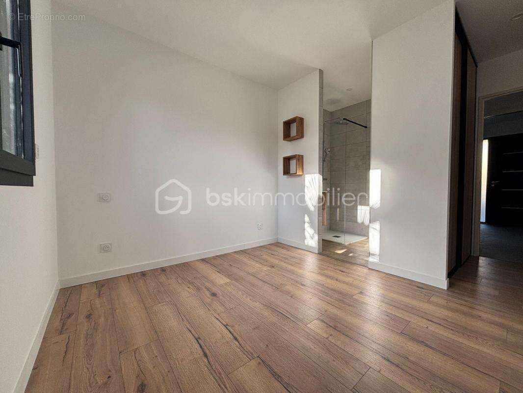 Maison à MONTASTRUC-LA-CONSEILLERE