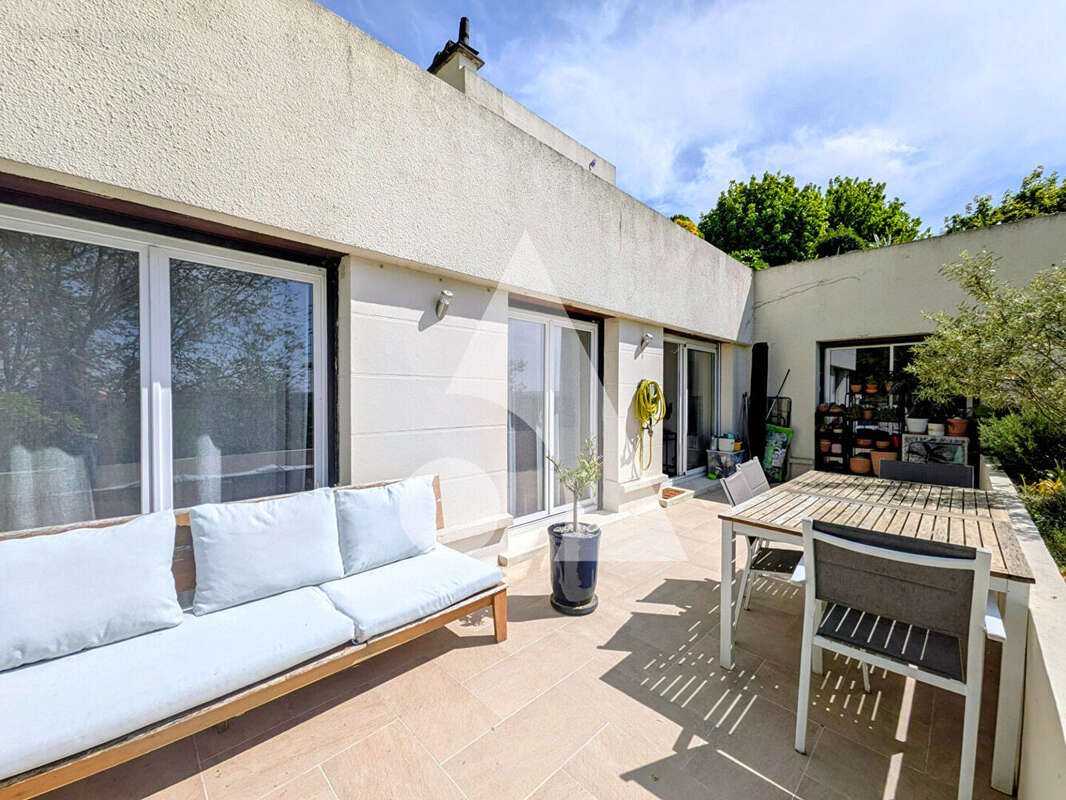 Appartement à LA FRETTE-SUR-SEINE