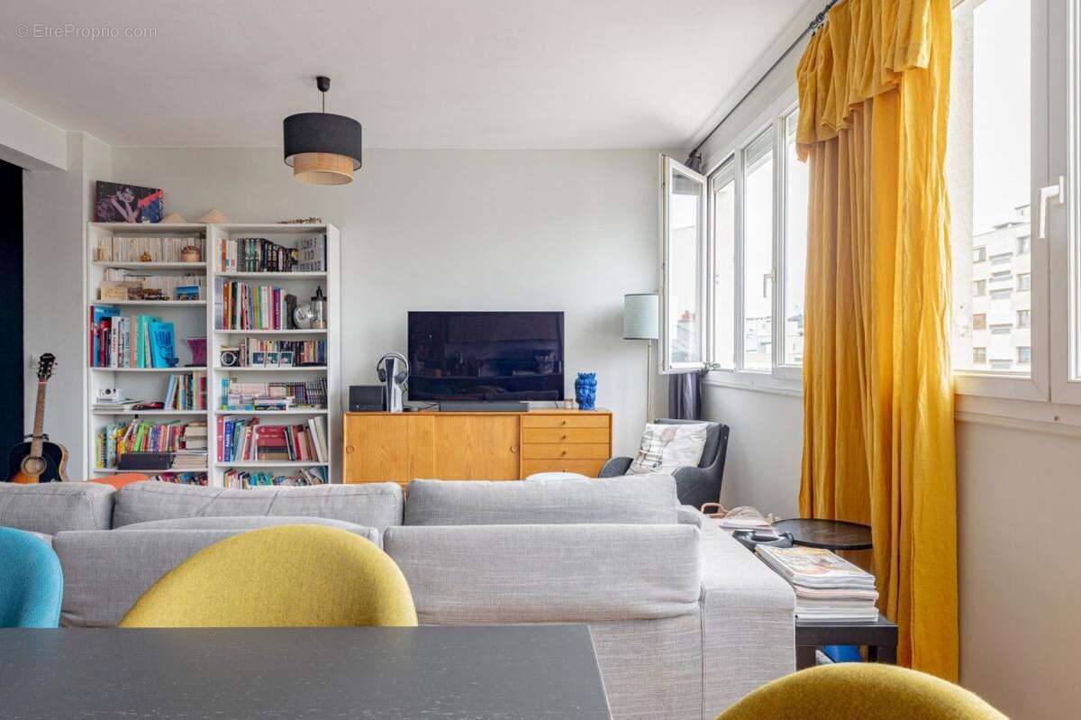 Appartement à PARIS-15E